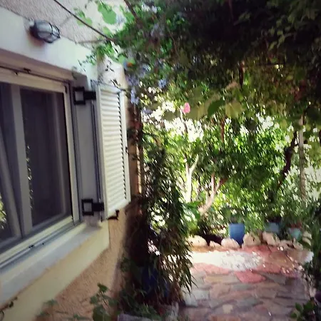 Apartman Nikostudios *